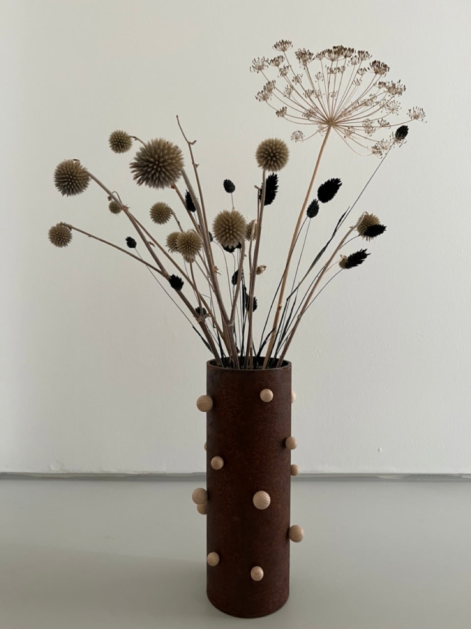 Vaas Totem – Een Ode aan Groei en Verbinding