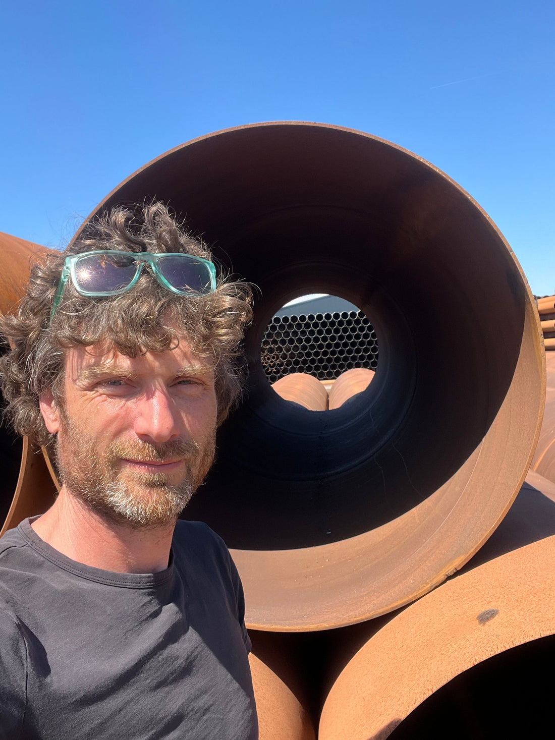 De eerste stap: de stalen buis is binnen