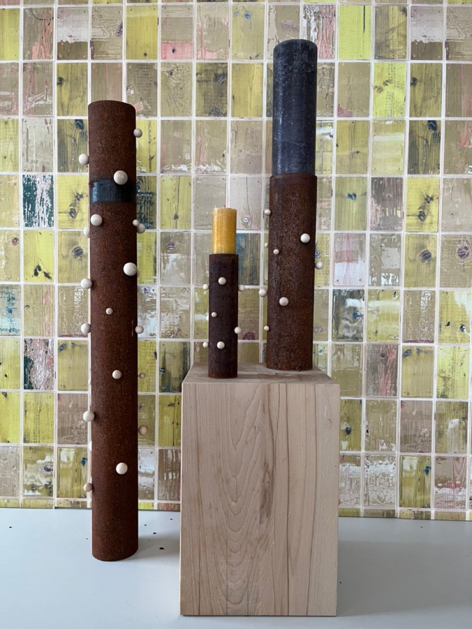 Kaarsenstander Totem – Vuur, Symboliek en Design in Harmonie